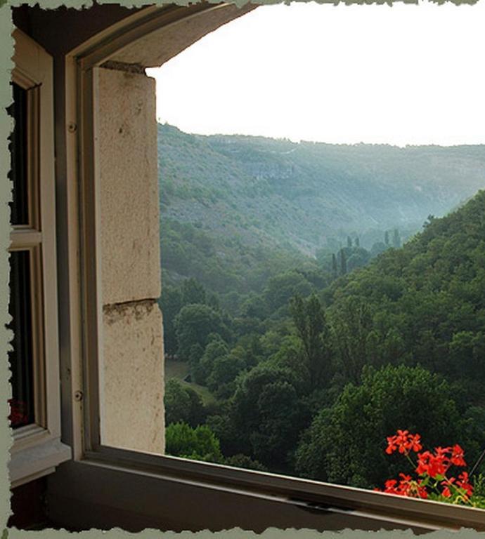 Auberge Du Relais D'Auniac Gourdon Room photo